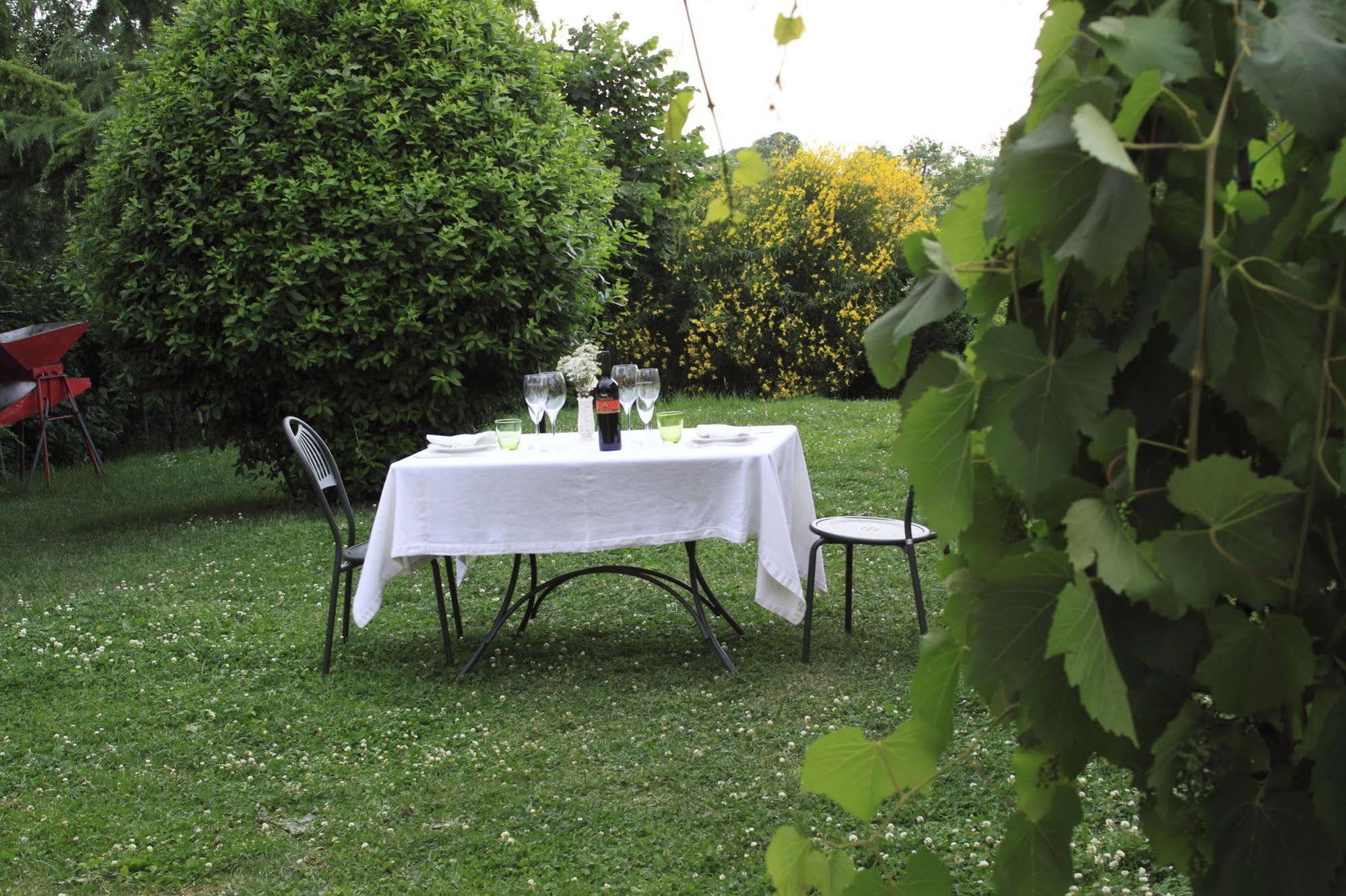 Agriturismo Gaggioli Borgo Delle Vigne Дзола-Предоза Экстерьер фото